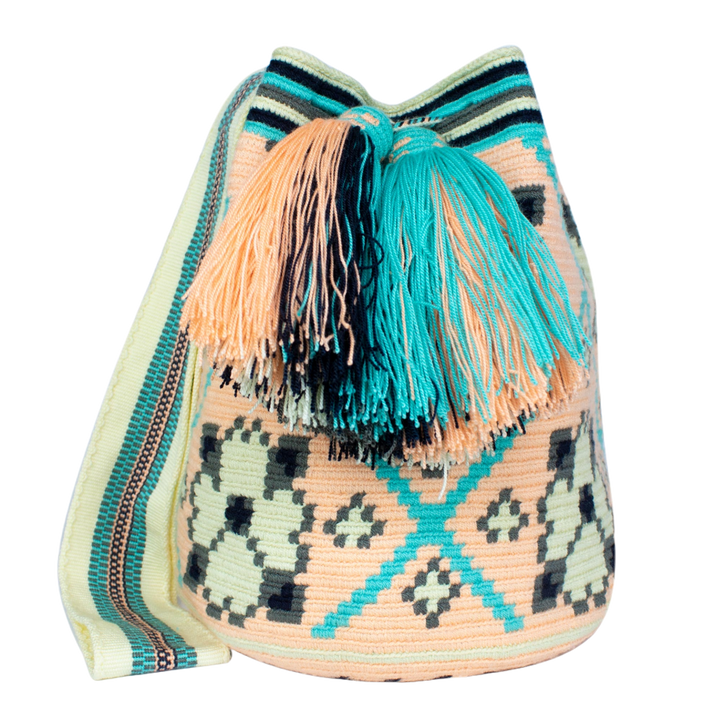 Handmade Pastel Wayuu Bag – Tribal Flower Design